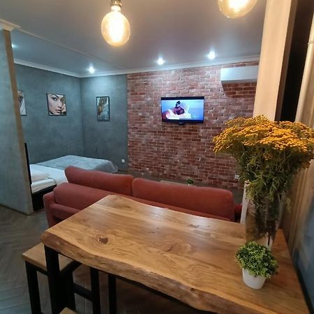Квартира Бизнес -Класса В Ста Метрах От Городского Парка 페트로파블롭스크 외부 사진